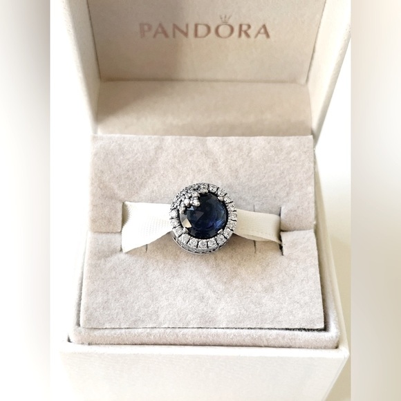 Pandora Jewelry - Pandora Dazzling Snowflake Charm | Retired